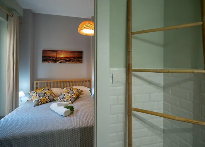 Affittacamere Sea Station 3*